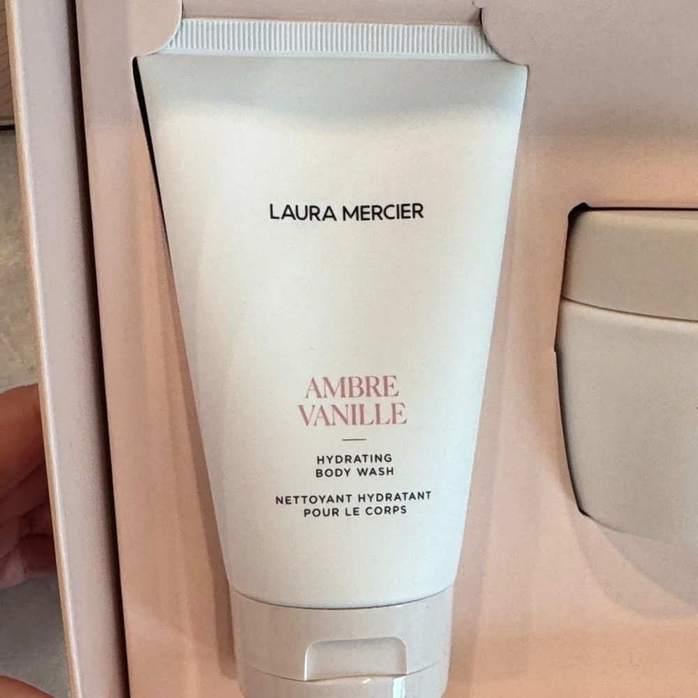 Laura Mercier Ambre Vanille Delicious and Decadent Trip Set NWT